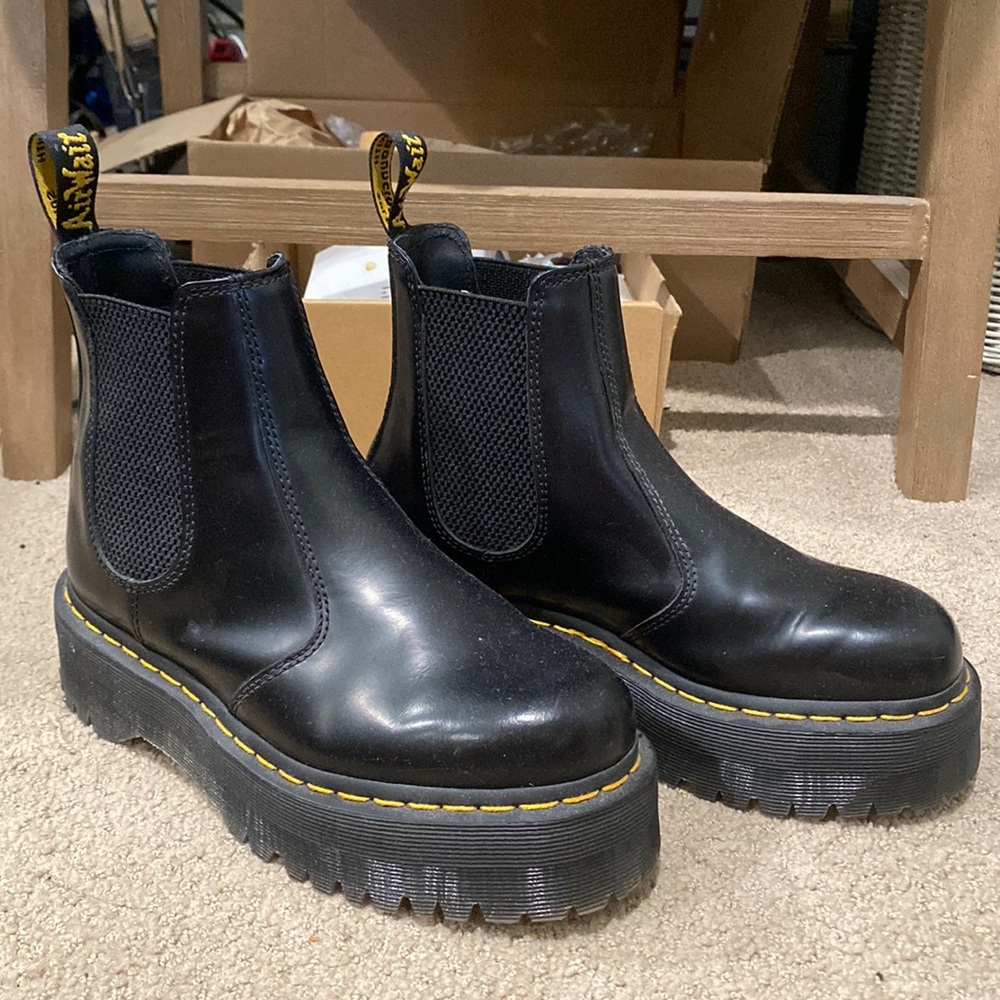 Dr. Marten’s PLATFORM Chelsea Boots